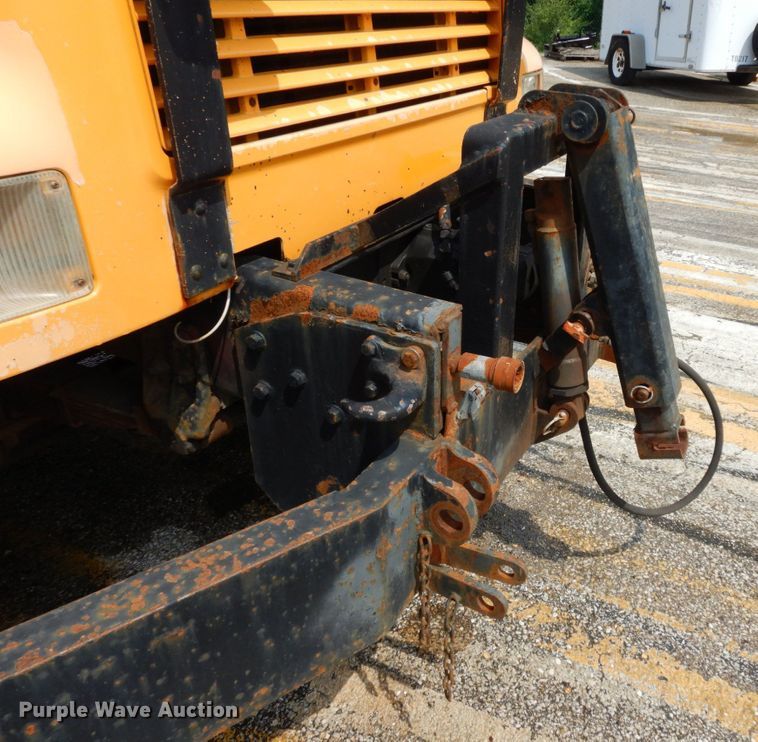 image for item LM9542 2001 International 4900  dump truck