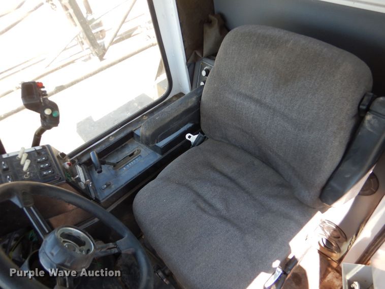 image for item LP9450 AGCO Spra-Coupe 4440  sprayer