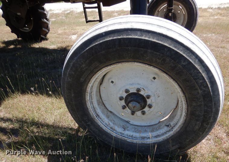 image for item LP9450 AGCO Spra-Coupe 4440  sprayer