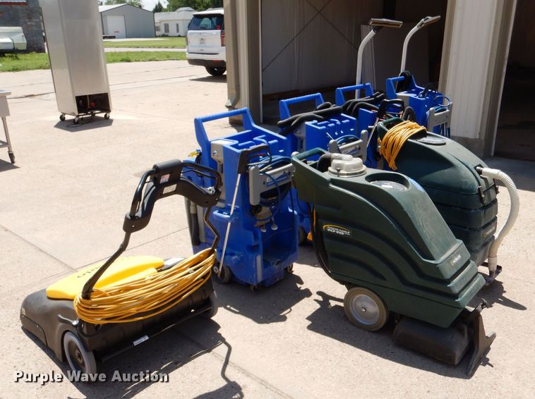 image for item LS9262 (7) floor cleaning machines