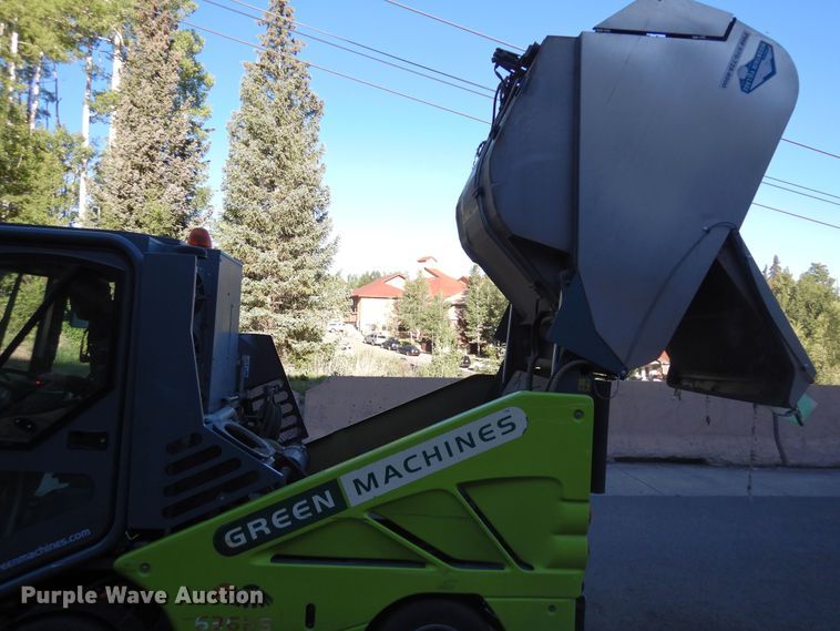 image for item LT9847 2011 Green Machines 636HS  sweeper