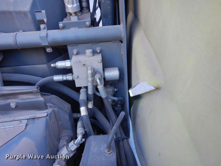 image for item LT9847 2011 Green Machines 636HS  sweeper