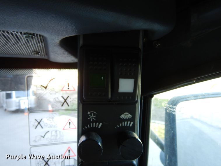 image for item LT9847 2011 Green Machines 636HS  sweeper