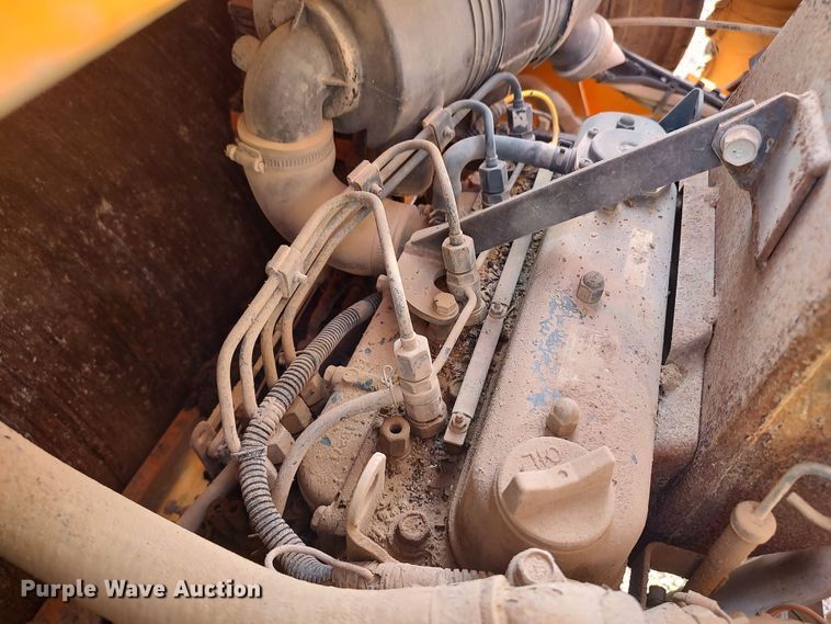 image for item LU9173 2016 LeeBoy 400T  double drum roller