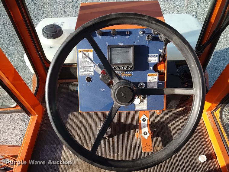 image for item LU9174 2018 Broce RCT350  broom