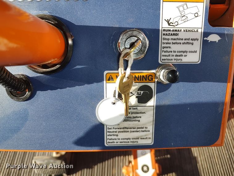 image for item LU9174 2018 Broce RCT350  broom