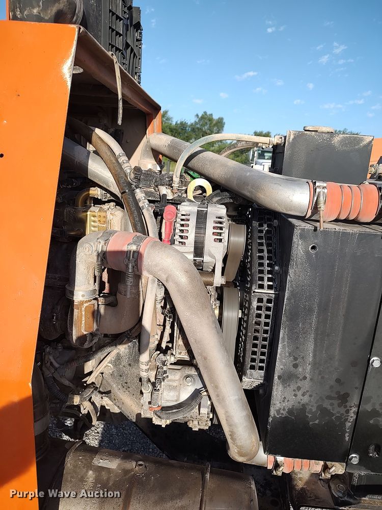 image for item LU9174 2018 Broce RCT350  broom