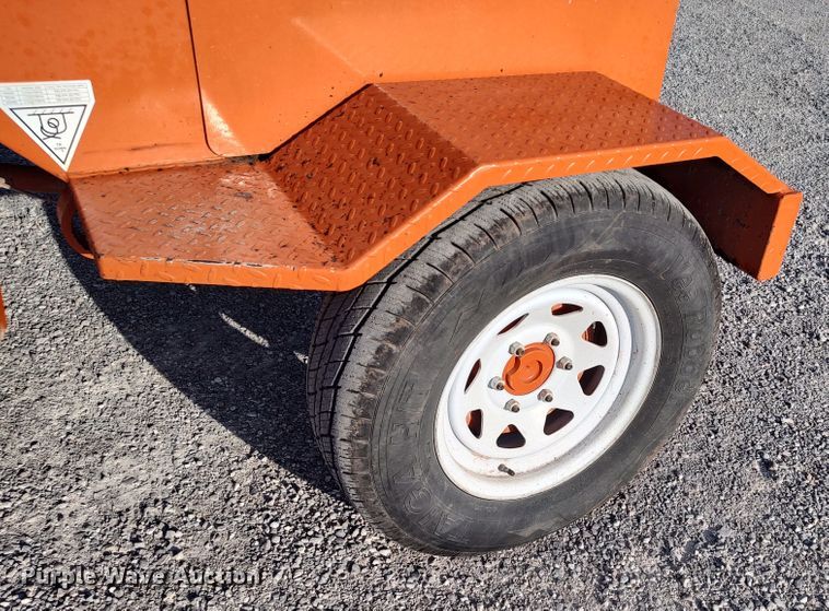 image for item LU9174 2018 Broce RCT350  broom