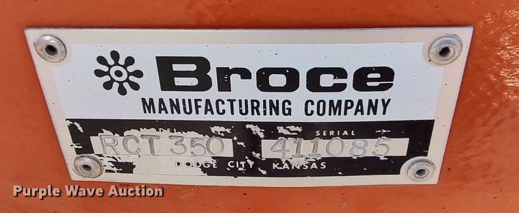 image for item LU9174 2018 Broce RCT350  broom