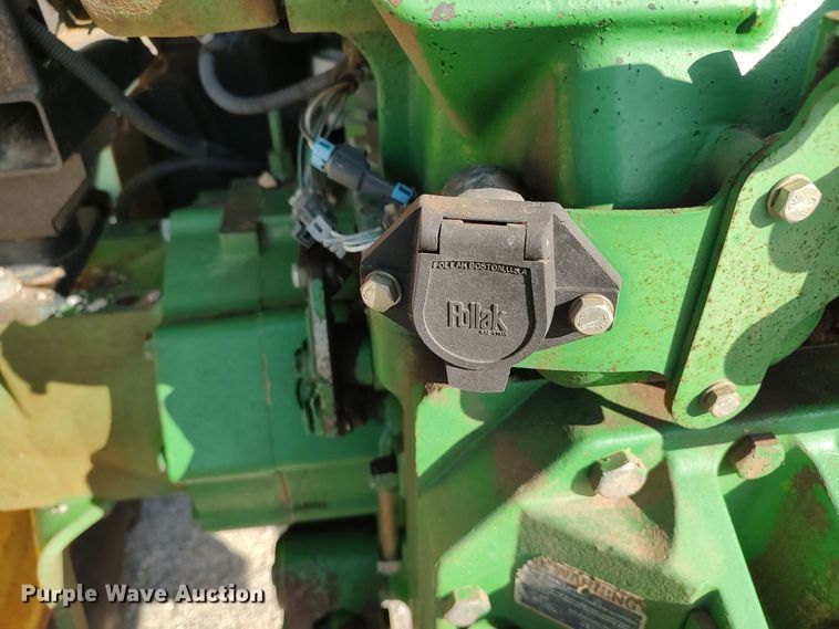 image for item LU9175 2006 John Deere 6403  tractor