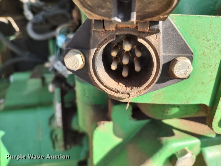 image for item LU9175 2006 John Deere 6403  tractor