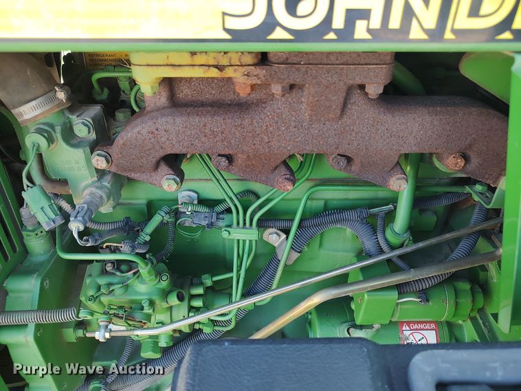 image for item LU9175 2006 John Deere 6403  tractor