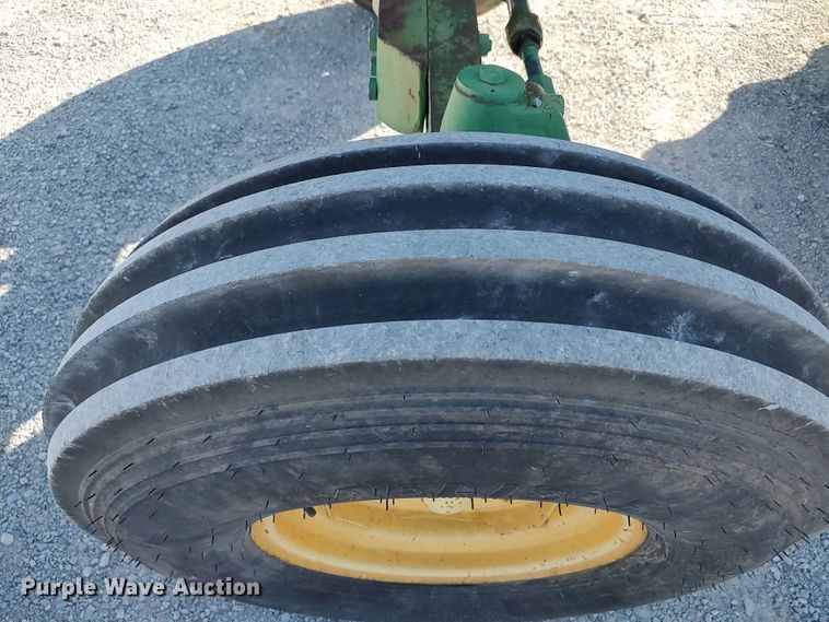 image for item LU9175 2006 John Deere 6403  tractor