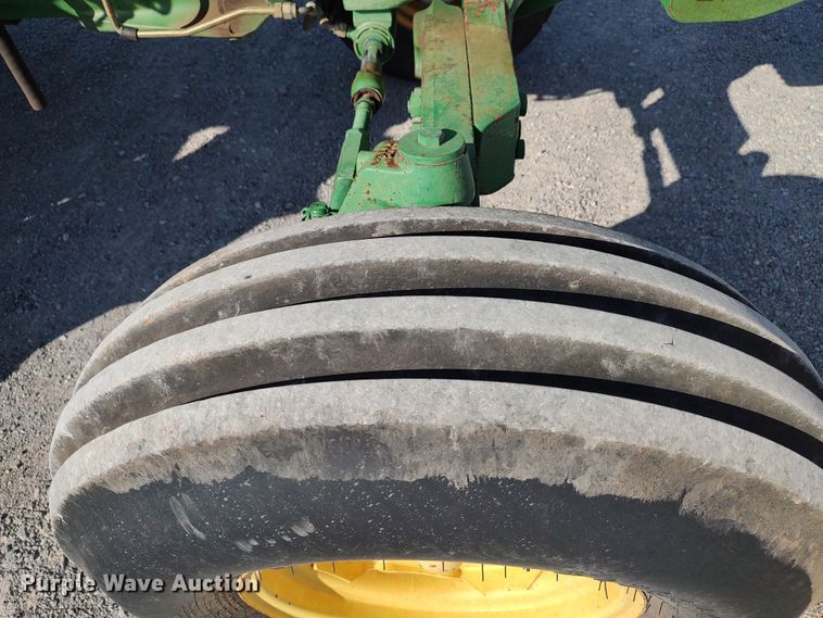 image for item LU9175 2006 John Deere 6403  tractor