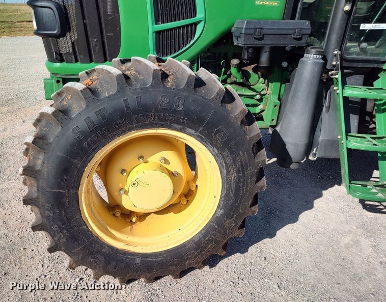 image for item LU9176 2012 John Deere 6100D  MFWD tractor