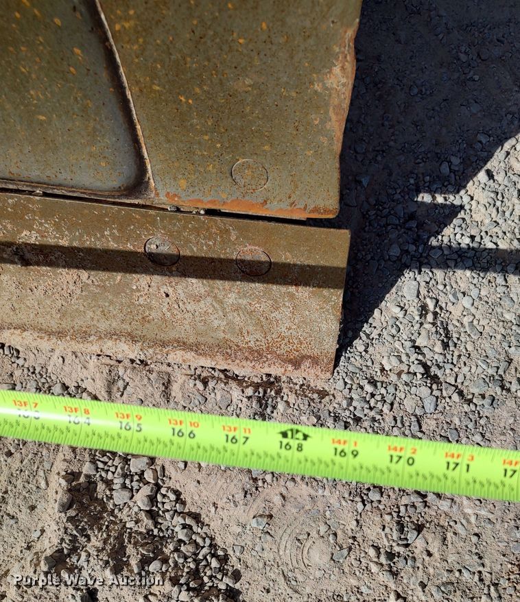 image for item LU9179 1993 Champion 720A  motor grader