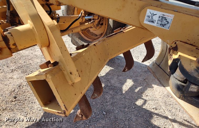 image for item LU9179 1993 Champion 720A  motor grader