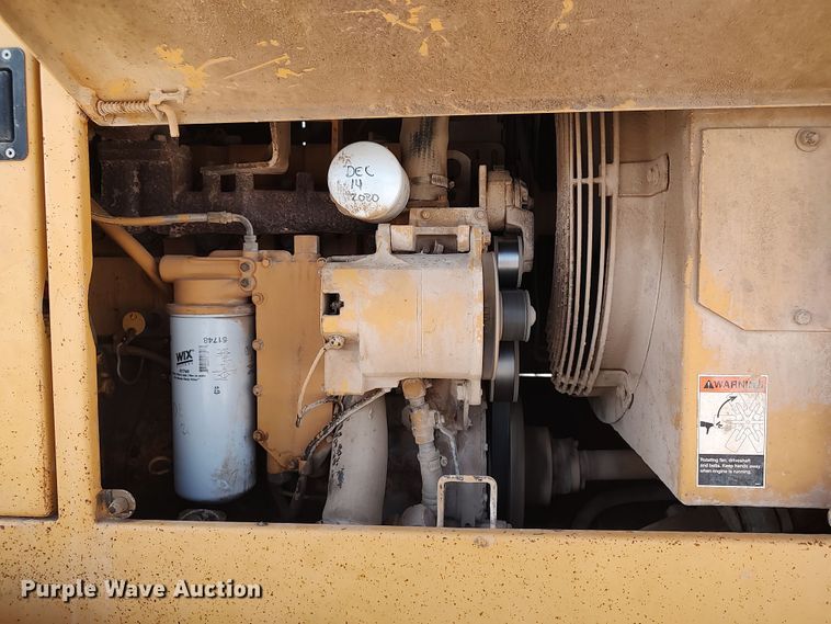 image for item LU9179 1993 Champion 720A  motor grader