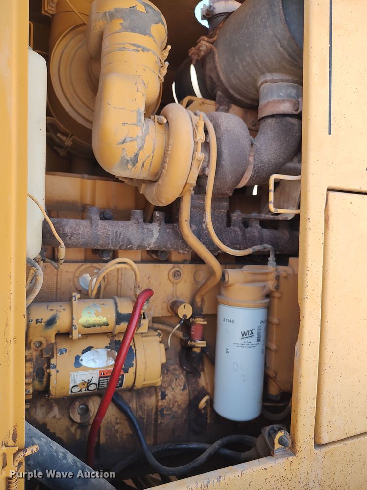 image for item LU9179 1993 Champion 720A  motor grader