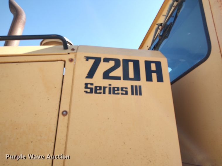 image for item LU9179 1993 Champion 720A  motor grader