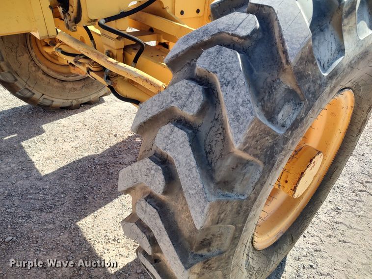 image for item LU9180 2007 Volvo G930  motor grader