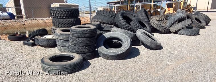 image for item LU9181 Tires and wheels