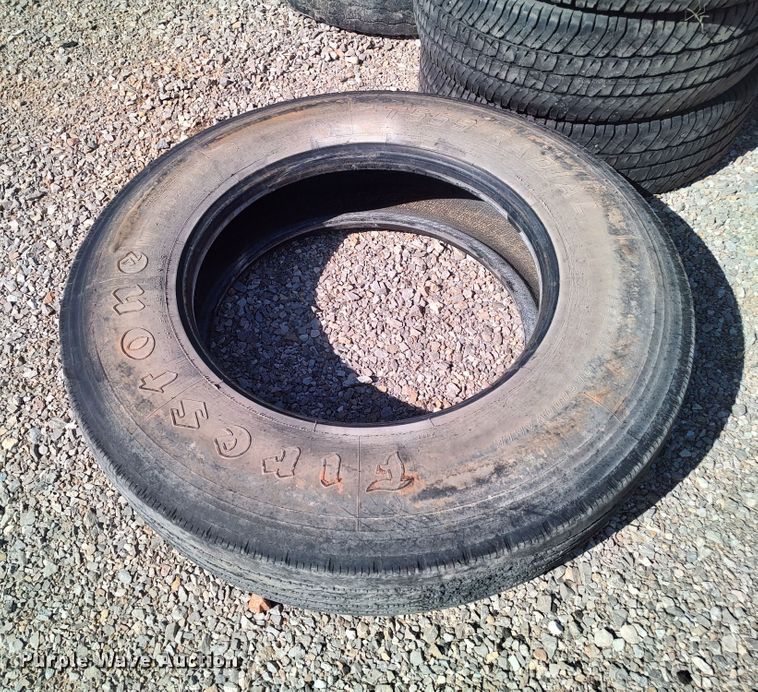 image for item LU9181 Tires and wheels