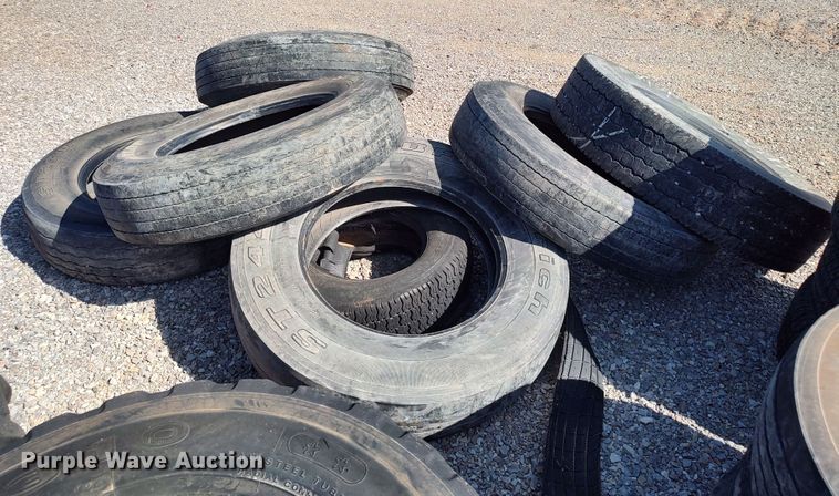 image for item LU9181 Tires and wheels