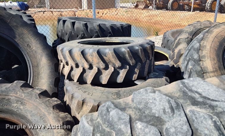 image for item LU9181 Tires and wheels