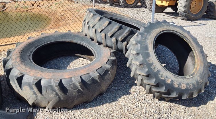 image for item LU9181 Tires and wheels