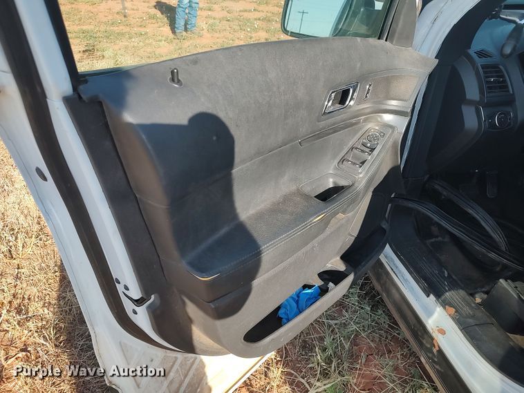 image for item LU9204 2014 Ford Explorer Police Interceptor  SUV