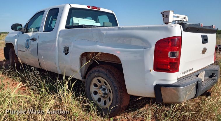 image for item LU9205 2009 Chevrolet Silverado 1500  Ext. Cab pickup truck