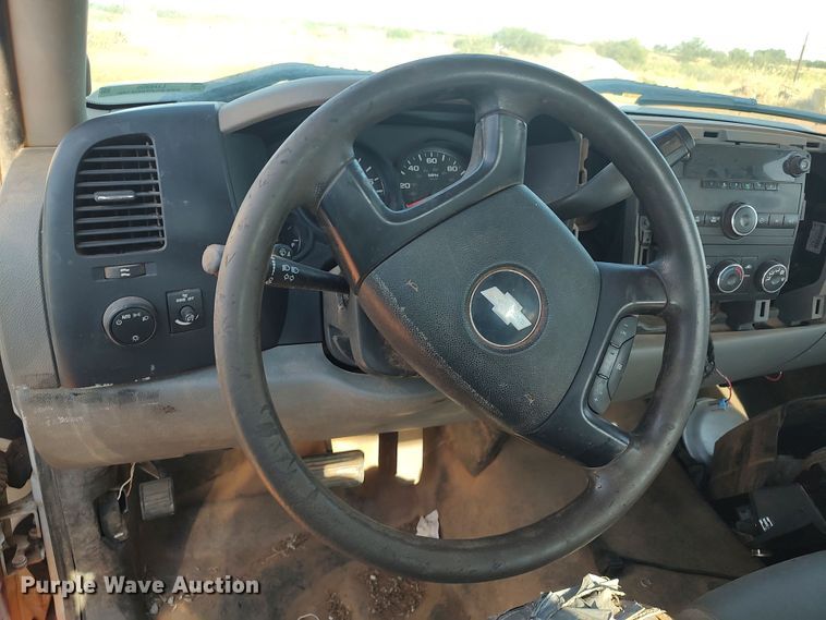 image for item LU9205 2009 Chevrolet Silverado 1500  Ext. Cab pickup truck