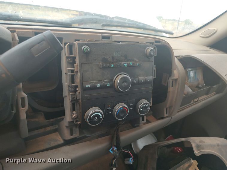 image for item LU9205 2009 Chevrolet Silverado 1500  Ext. Cab pickup truck