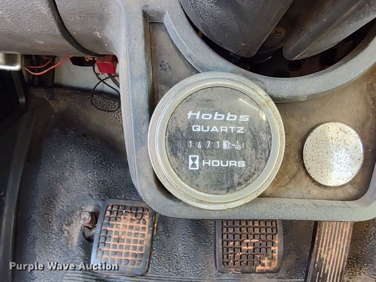 image for item LU9207 1994 Ford F700  bucket truck