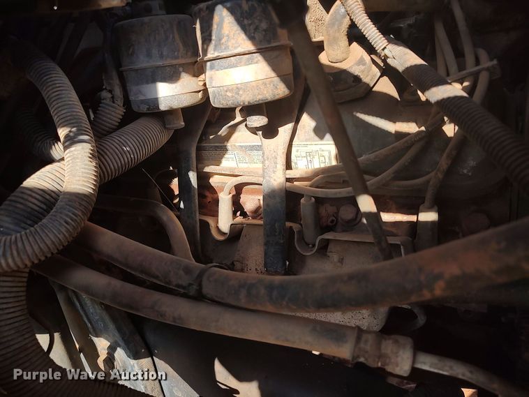 image for item LU9207 1994 Ford F700  bucket truck