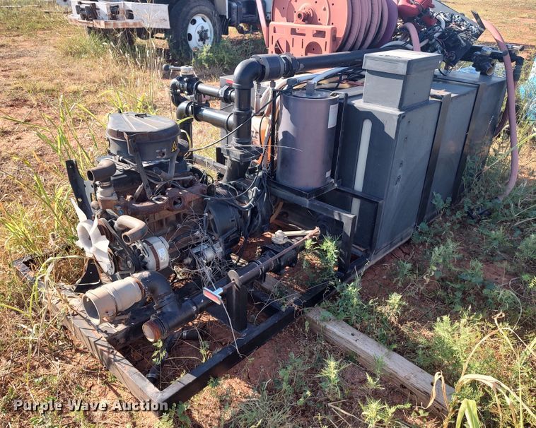 image for item LU9208 Robwen  brush fire skid unit