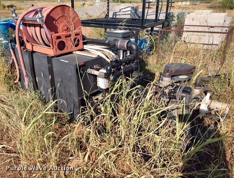 image for item LU9208 Robwen  brush fire skid unit