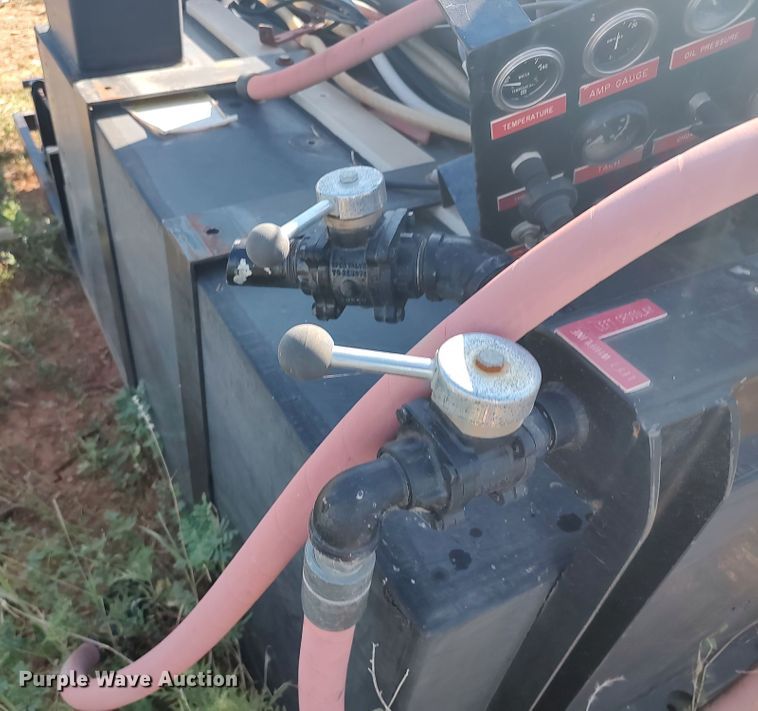 image for item LU9208 Robwen  brush fire skid unit