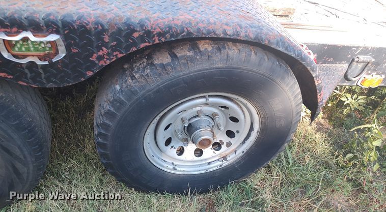 image for item LU9210 Utility trailer