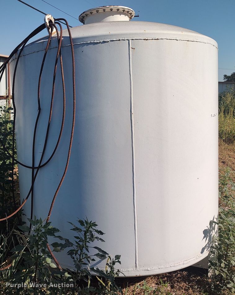 image for item LU9211 Pool filter tank