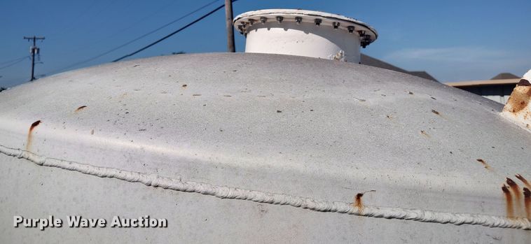 image for item LU9211 Pool filter tank