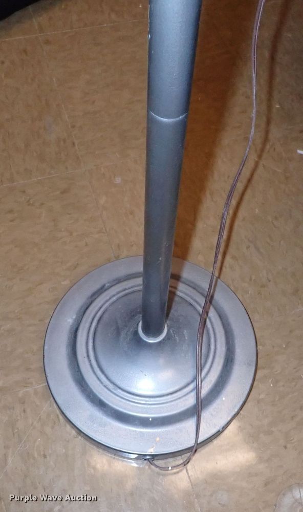 image for item LU9440 Office supplies and equipment