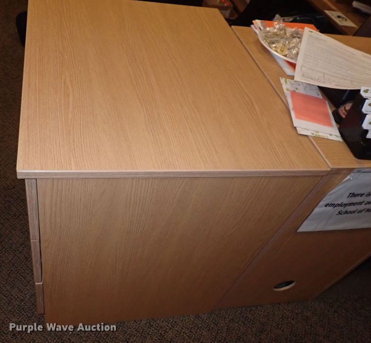 image for item LU9441 Wood cabinet