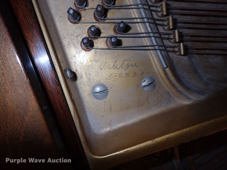 image for item LU9445 Kimball  piano