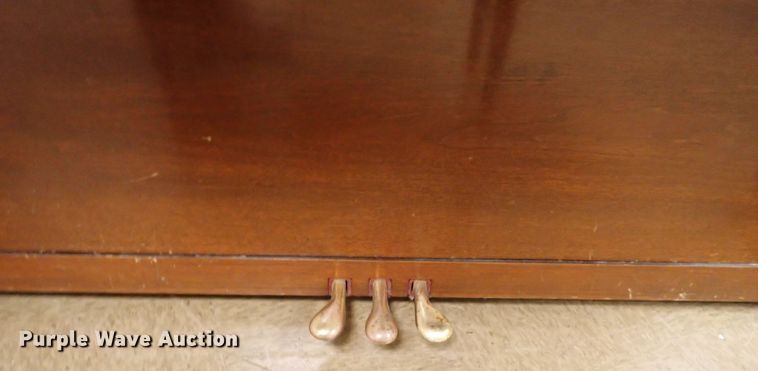 image for item LU9446 Baldwin  piano