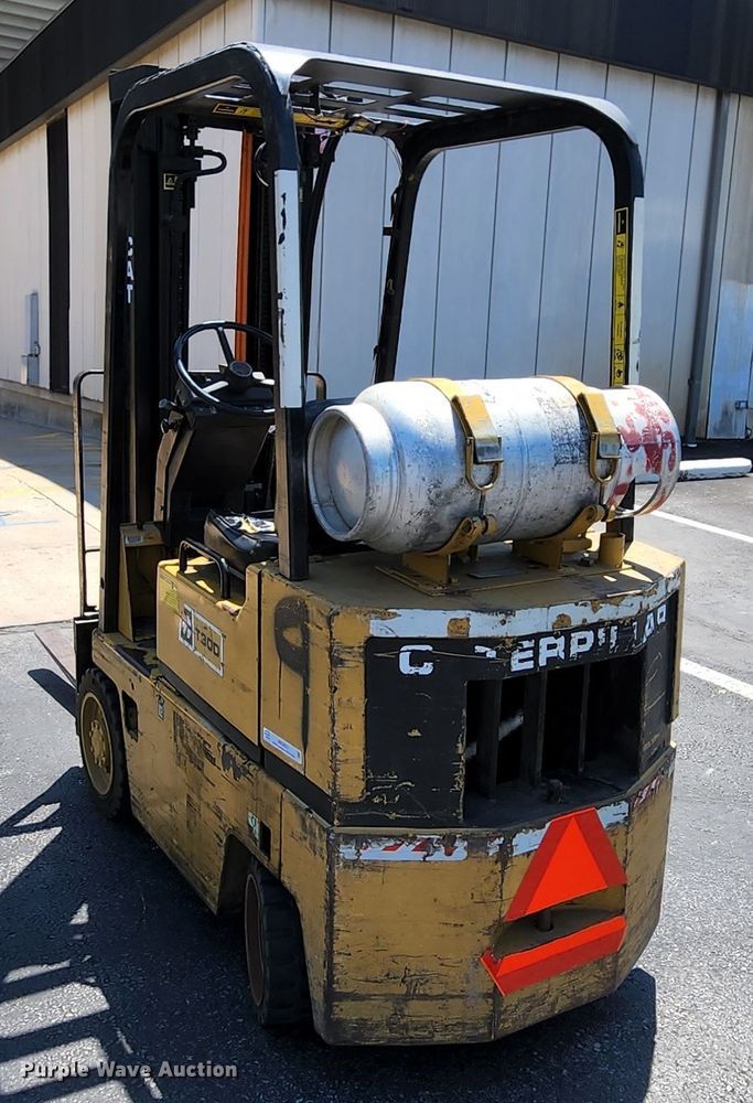 image for item MK9027 1989 Caterpillar T30D  forklift