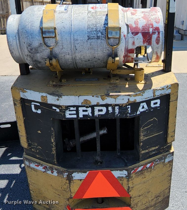 image for item MK9027 1989 Caterpillar T30D  forklift