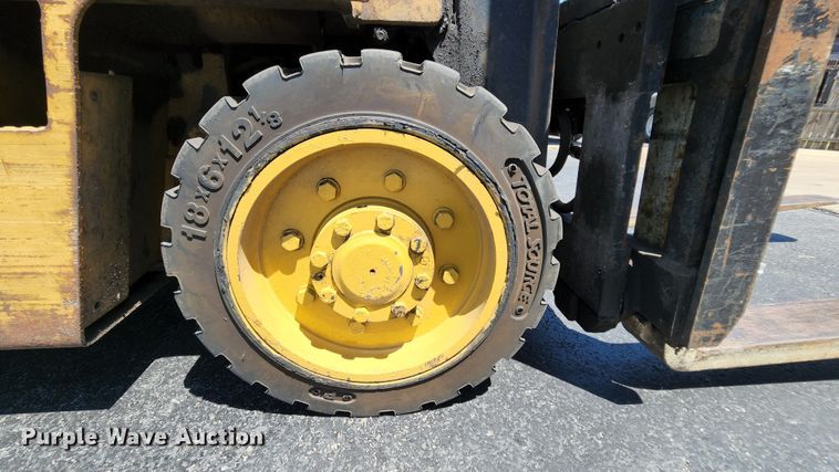 image for item MK9027 1989 Caterpillar T30D  forklift