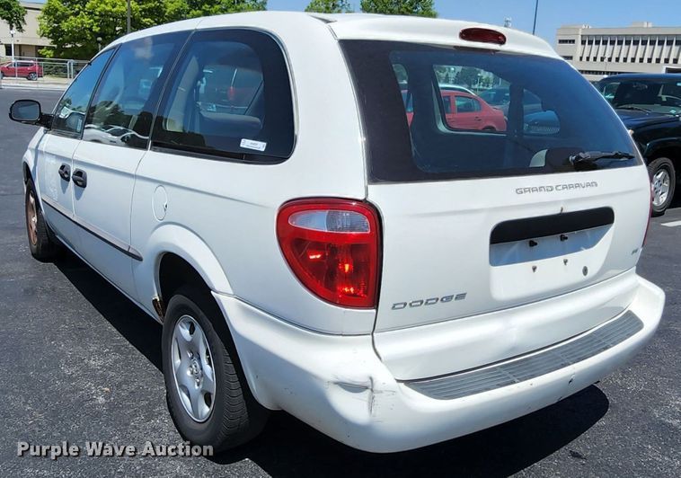 image for item MK9028 2002 Dodge Grand Caravan SE  van